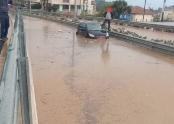 Κατολισθήσεις στο Ζαγόρι, απεγκλωβισμοί στα Τζουμέρκα και πλημμύρες σε Γιάννενα και Ηγουμενίτσα – Πότε υποχωρούν τα φαινόμενα