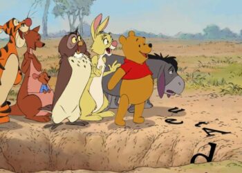 Ο Γουίνι το αρκουδάκι «κλείνει» τα 100, αλλά μας θυμίζει ακόμη την τρυφερότητα της παιδικής ηλικίας