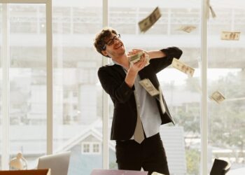 Τέσσερα ζώδια που είναι πιθανό να γίνουν εκατομμυριούχοι μέχρι το 2030