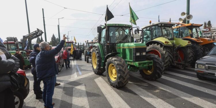 Σε κινητοποιήσεις προχωρούν οι αγρότες της Πέλλας – Ποια είναι τα αιτήματά τους