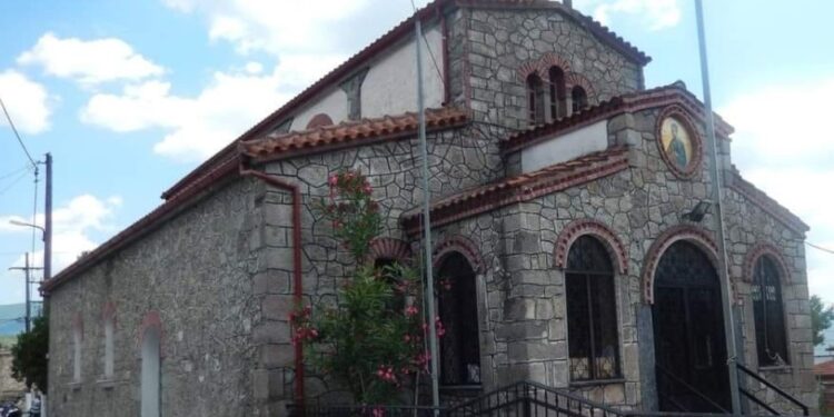 Πανηγυρίζει ο Ι.Ν. Αγίου Αποστόλου Φιλίππου στην Θηριόπετρα Αλμωπίας