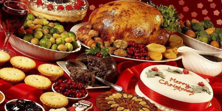 Ακρίβεια: Ακριβότερο αναμένεται να είναι φέτος το χριστουγεννιάτικο τραπέζι