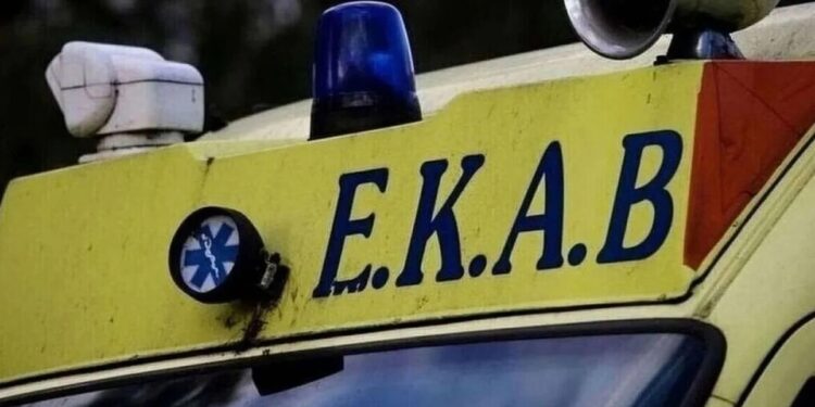 Τραγωδία: 33χρονος κατέρρευσε στην αυλή του σπιτιού του