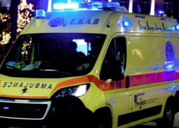 Αλμωπία: Σύγκρουση ΙΧ με μοτοσικλέτα με δύο τραυματίες – Σοβαρά ο οδηγός της μηχανής