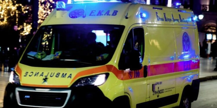 Αλμωπία: Σύγκρουση ΙΧ με μοτοσικλέτα με δύο τραυματίες – Σοβαρά ο οδηγός της μηχανής