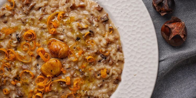 Συνταγή για εορταστικό ριζότο με κάστανα και γαλοπούλα