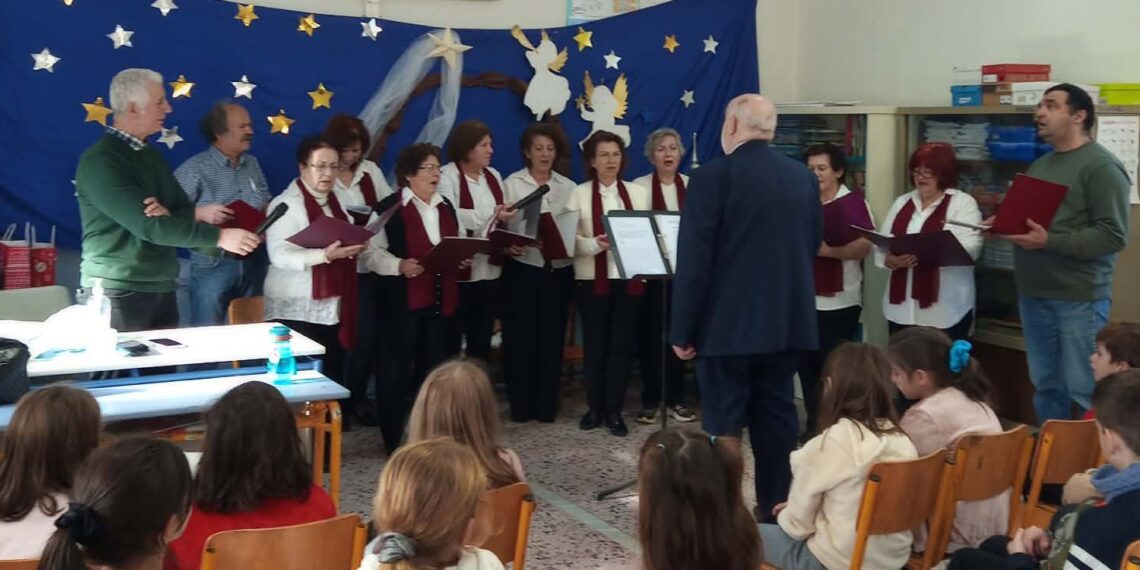 Χριστουγεννιάτικες μελωδίες και ευχές από τις Αλησμόνητες Πατρίδες Αλμωπίας