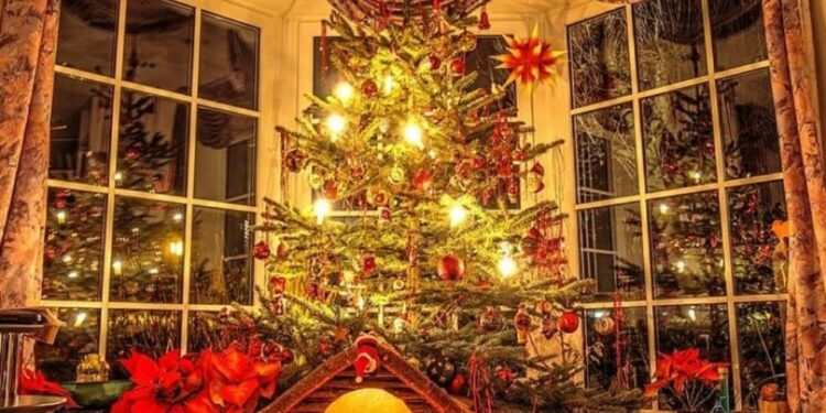 Μια σύμπτωση 100 ετών: Γιατί τα Χριστούγεννα του 2025 ξεχωρίζουν – Η ιδιαιτερότητα που τα κάνει μοναδικά