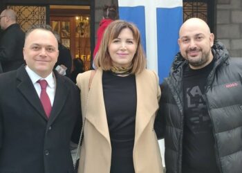 Με αγάπη και κατάνυξη τα Χριστούγεννα στην Σκύδρα – Η Δήμαρχος Κ. Ιγνατιάδου στην Χριστουγεννιάτικη λειτουργία