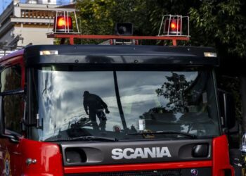 Τραγωδία: Νεκρός 7χρονος από φωτιά στο σπίτι του – Στο νοσοκομείο ο 6χρονος αδελφός και ο πατέρας του