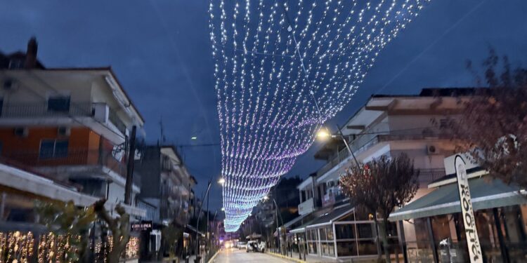 Το εορταστικό ωράριο των καταστημάτων της Αριδαίας