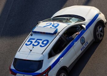 Στυγερό έγκλημα: Νεκρός άνδρας σε πορτ μπαγκάζ αυτοκινήτου – Συνελήφθη ο γιος, είχε σκοτώσει και τη μητέρα του