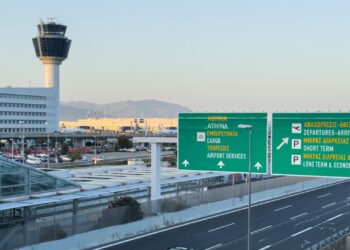 Συναγερμός στα ελληνικά αεροδρόμια – «Μπλόκο» στις πτήσεις λόγω βλάβης