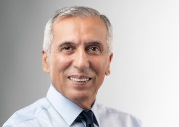 Στα «χαρακώματα» Στ. Καστερίδης και Θ. Ουραηλίδης: Του ζητούν να παραδώσει την έδρα στον συνδυασμό με τον οποίο εξελέγη