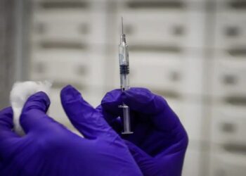 Γρίπη: Ασφυκτική πίεση στα νοσοκομεία – 150 παιδιά στα παιδιατρικά μέσα σε τρεις μέρες