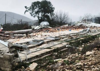 Ιωάννινα: Συγκλονιστικές εικόνες από το χτύπημα ανεμοστρόβιλου στο Καλπάκι – 40.000 κοτόπουλα νεκρά