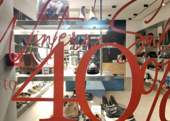 Πόσο θα διαρκέσουν οι χειμερινές εκπτώσεις – Ποιες Κυριακές θα μείνουν ανοικτά τα καταστήματα