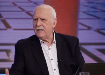 Πέθανε ο δημοσιογράφος Γιώργος Παπαδάκης μετά από οξύ έμφραγμα