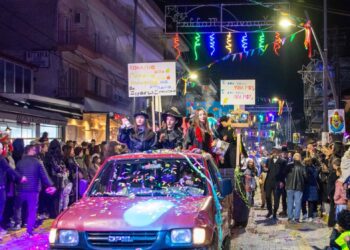 Καρατζοβίτικο Καρναβάλι 2026: Τι ώρα θα ξεκινήσει η μεγάλη παρέλαση – Αυτά είναι τα άρματα που θα παρελάσουν