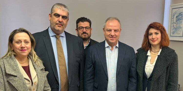 Συνάντηση του Δ. Σταμενίτη με τον Δικηγορικό Σύλλογο Γιαννιτσών