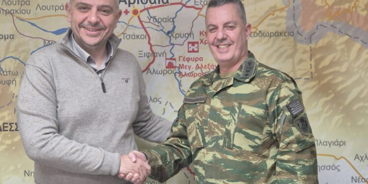 Συνάντηση του Δημάρχου Αλμωπίας Ν. Παρούτογλου με τον νέο Διοικητή της 2ης Μηχανοκίνητης Μεραρχίας