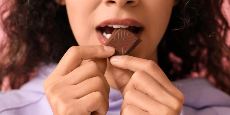 Γιατί λαχταράτε ζάχαρη όταν είστε αγχωμένοι – Και γιατί δεν πρέπει να υποκύπτετε