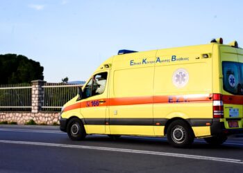 ΣΟΚ: Νεκρός 17χρονος από μαχαιριές – Στο νοσοκομείο με τραύματα στην κοιλιά 19χρονος