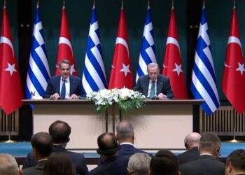 Μητσοτάκης: «Να αρθεί κάθε απειλή στις μεταξύ μας σχέσεις» – Ερντογάν: «Λύση βάσει διεθνούς δικαίου»