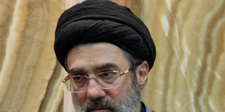 Σενάρια για τη σεξουαλικότητα του Μοτζτάμπα Χαμενεΐ: Είναι γκέι, ο Αλί Χαμενεΐ το γνώριζε και δεν τον ήθελε για διάδοχο