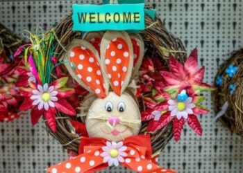 Σκύδρα: Το Πασχαλινό ωράριο των καταστημάτων