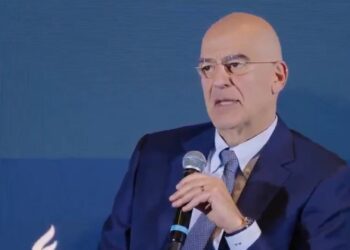 Δένδιας για ελληνικούς Patriot στη Σαουδική Αραβία: «Προστατεύουμε κάθε πολίτη της ΕΕ και όλου του κόσμου»