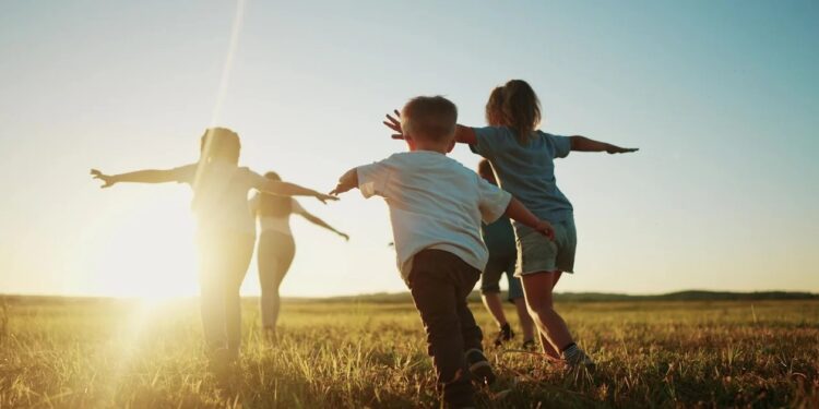 Μελέτη σε περισσότερα από 2.000 παιδιά «δείχνει» ότι το ελεύθερο παιχνίδι αναπτύσσει βασικές δεξιότητες στην ενήλικη ζωή