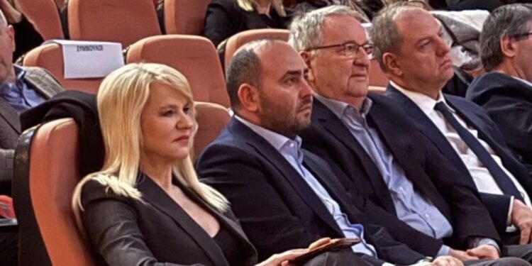 «Κάντε στην άκρη, περνάει η Τζάκρη!»: Μεγάλες ανατροπές στο πολιτικό σκηνικό της Πέλλας