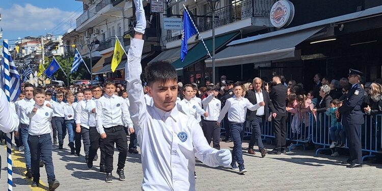 Με λαμπρότητα και επισημότητα γιορτάστηκε η Εθνική Επέτειος της 25ης Μαρτίου 1821 στον Δήμο Πέλλας