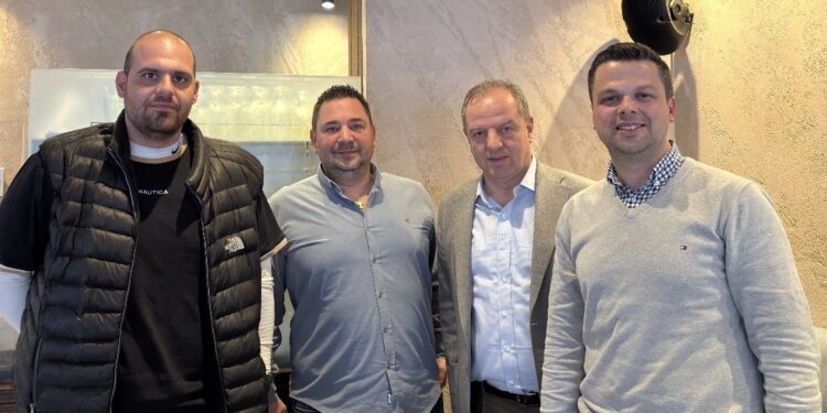 Συνάντηση Διονύση Σταμενίτη με τον Εμπορικό Σύλλογο Σκύδρας