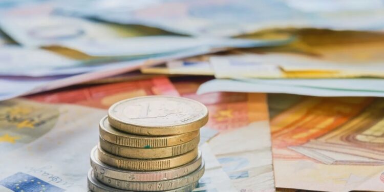 Έρχονται μέτρα για τις ανατιμήσεις στην ενέργεια – Φρένο στα σενάρια για Επίδομα Πάσχα