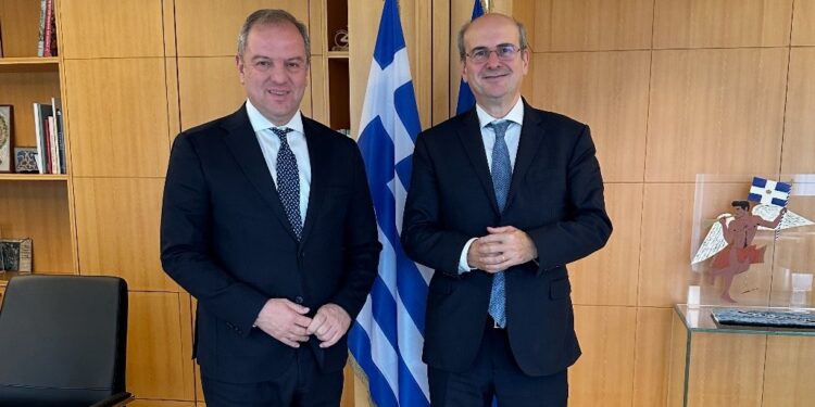 Συνάντηση Σταμενίτη με τον Αντιπρόεδρο της Κυβέρνησης για τα ζητήματα των μικρομεσαίων επιχειρήσεων