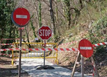 Περιστατικό κατολίσθησης στα Λουτρά Πόζαρ – Άμεση σφράγιση και απαγόρευση πρόσβασης