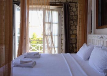 Κοινωνικός τουρισμός 2026: Δικαιούχοι και διανυκτερεύσεις – Τι αλλάζει φέτος