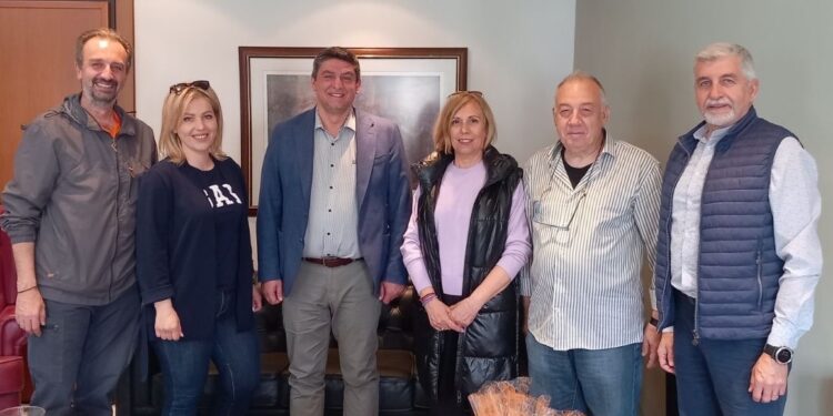 Επίσκεψη του νέου Δ.Σ. του Συλλόγου Στραντζαλιωτών στον Δήμαρχο Πέλλας Στ. Φουντουκίδη