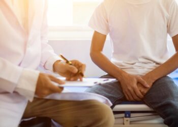 Στυτική δυσλειτουργία στους νέους: Ο «φαύλος κύκλος» που μπορεί να οδηγήσει σε αδιέξοδο