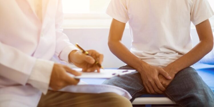 Στυτική δυσλειτουργία στους νέους: Ο «φαύλος κύκλος» που μπορεί να οδηγήσει σε αδιέξοδο