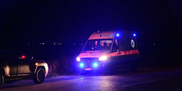 Νεκρός 17χρονος σε τροχαίο – H μοτοσικλέτα του συγκρούσθηκε με ασθενοφόρο