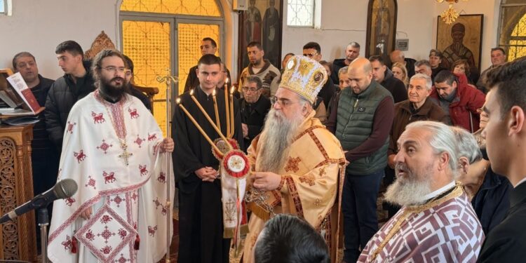 Αρχιερατική Θεία Λειτουργία στον Ι.Ν. Αγίου Λαζάρου στα Κοιμητήρια της Αριδαίας