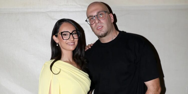 Η ανάρτηση του OGE για Κλαυδία και τη διαρροή προσωπικών φωτογραφιών: «Δεν με αφορά με κανέναν τρόπο»