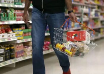 Τι ώρα κλείνουν σήμερα, Μεγάλο Σάββατο, τα σούπερ μάρκετ