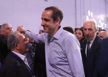 «Τι δουλειά έχει ο κοριός εδώ;» – Η ρετσινιά για τον Γρηγόρη Δημητριάδη δεν σβήνει με 300 ταϊσμένους κλακαδόρους