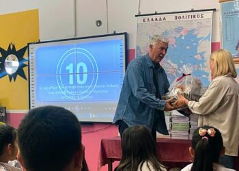 Δράση του FIFA Football for Schools στο Λουτράκι Αλμωπίας με προσκεκλημένο τον Αντώνη Μήνου