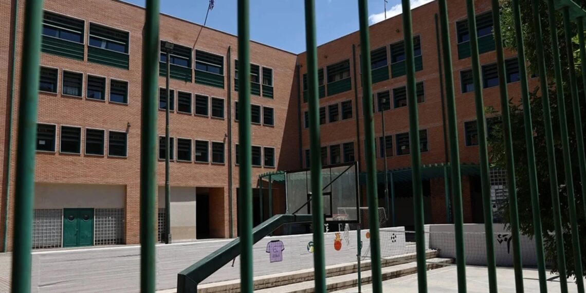 Γιαννιτσά: Παιδί στο φάσμα του αυτισμού παραμένει δύο χρόνια χωρίς κατ’ οίκον διδασκαλία – Τι καταγγέλουν οι γονείς