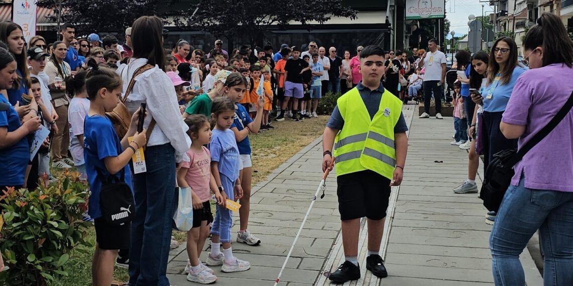 Σκύδρα: Μάθημα ζωής από τον μικρό Λέανδρο